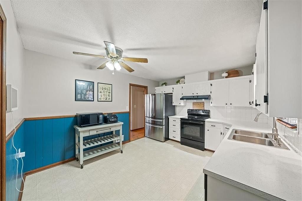 6424 Evanston Avenue — photo 11