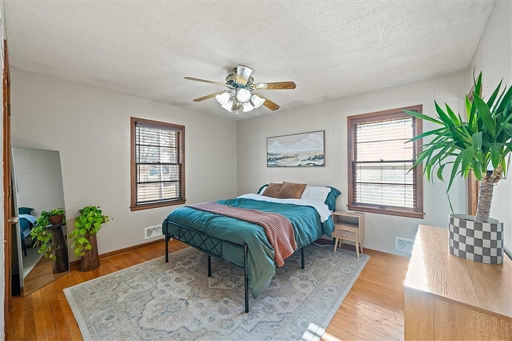 6424 Evanston Avenue — photo 13