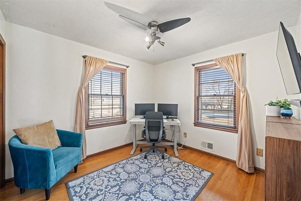 6424 Evanston Avenue — photo 17