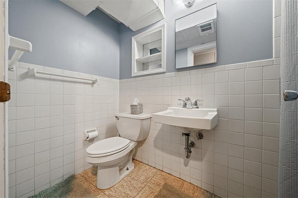 6424 Evanston Avenue — photo 25