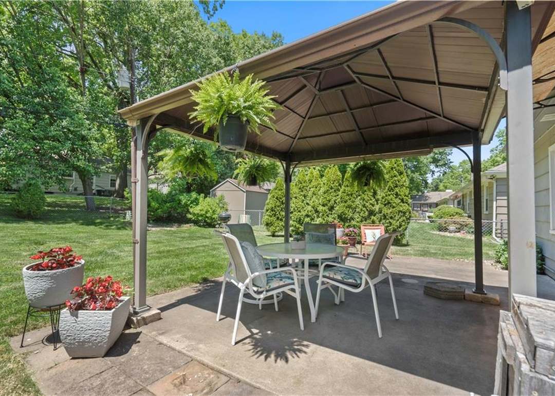 6510 Milhaven Drive — photo 30