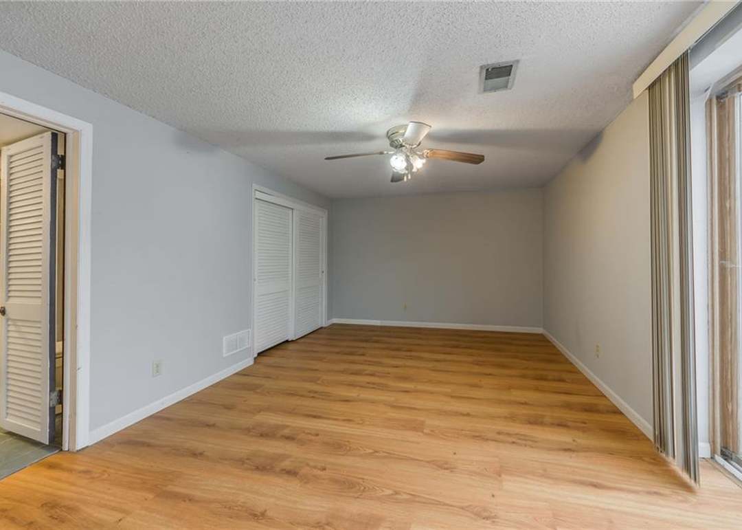 6512 Valley View Drive — photo 30