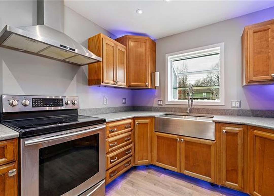 6522 Sterling Street — photo 21