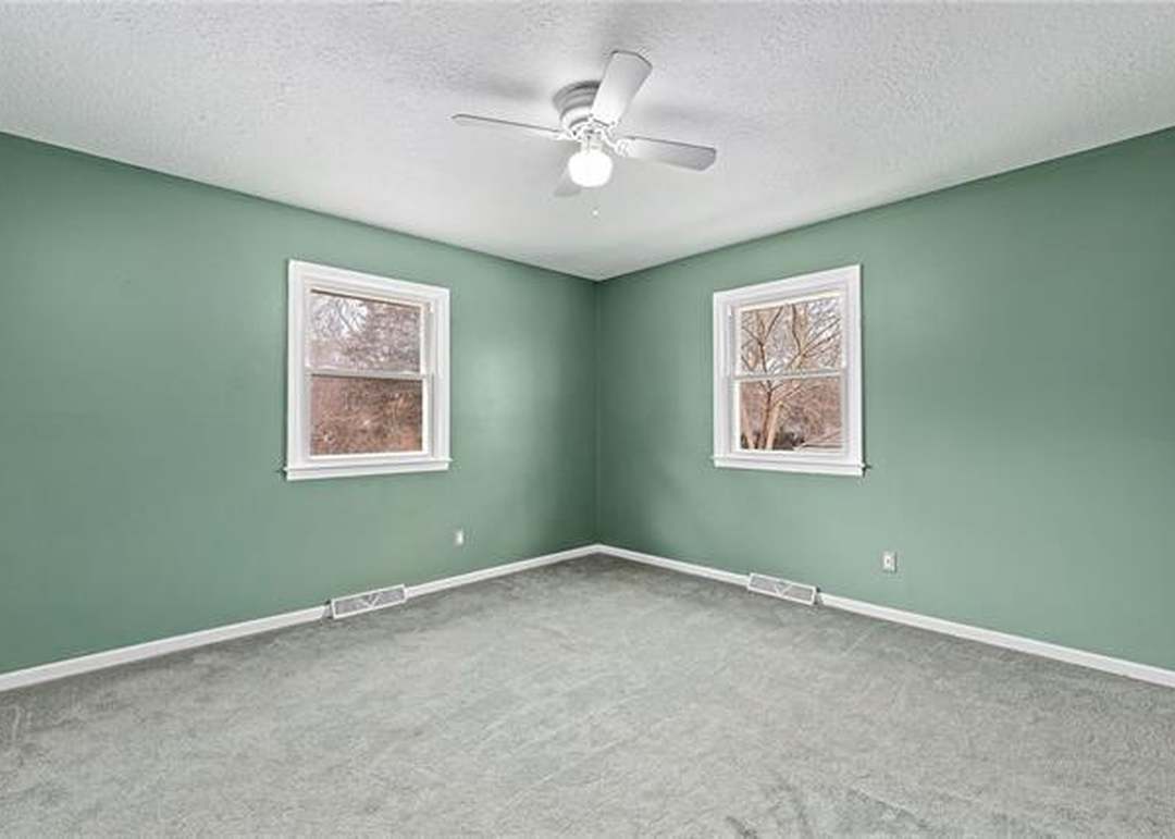 6522 Sterling Street — photo 34