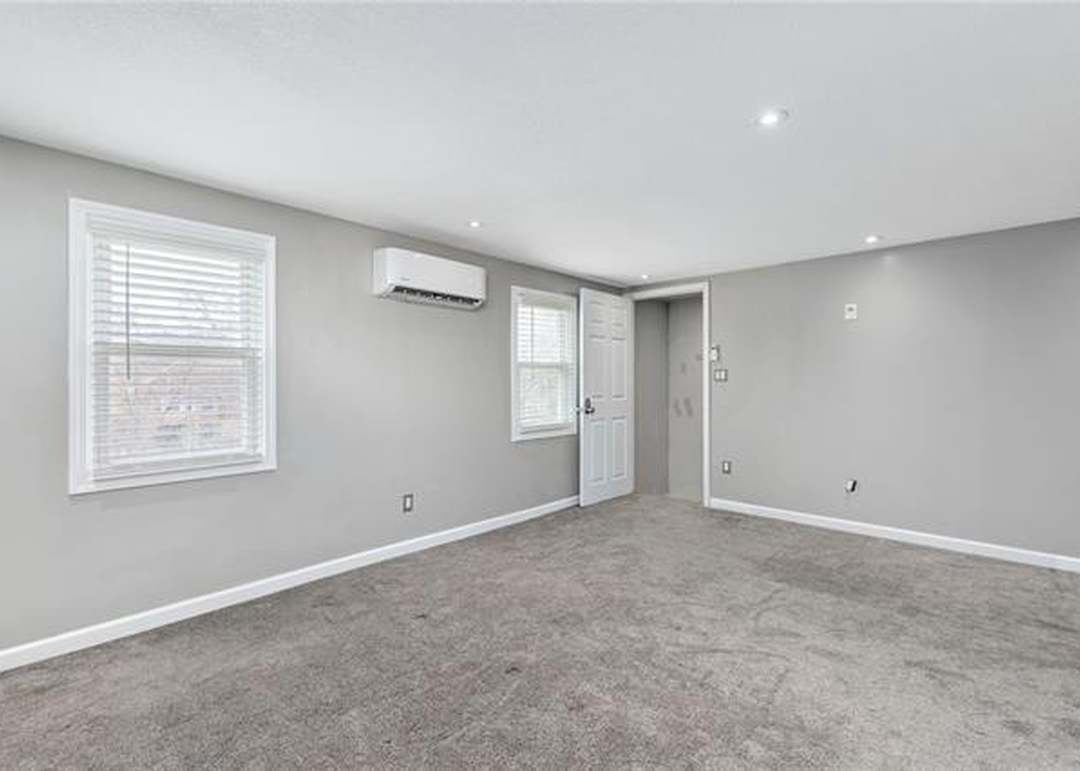 6522 Sterling Street — photo 38