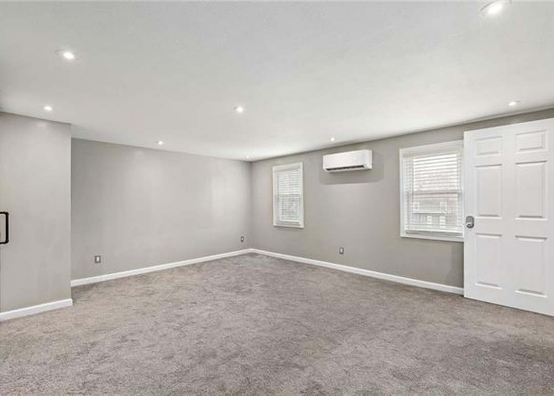 6522 Sterling Street — photo 42
