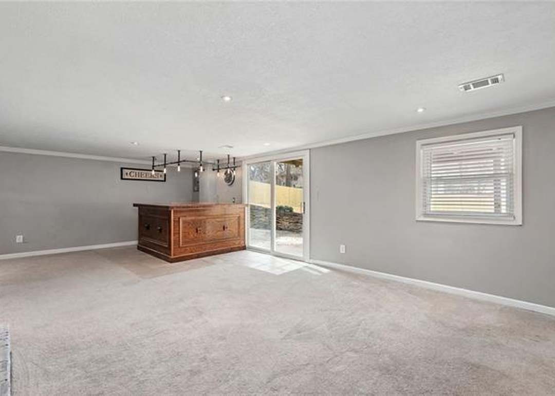 6522 Sterling Street — photo 43