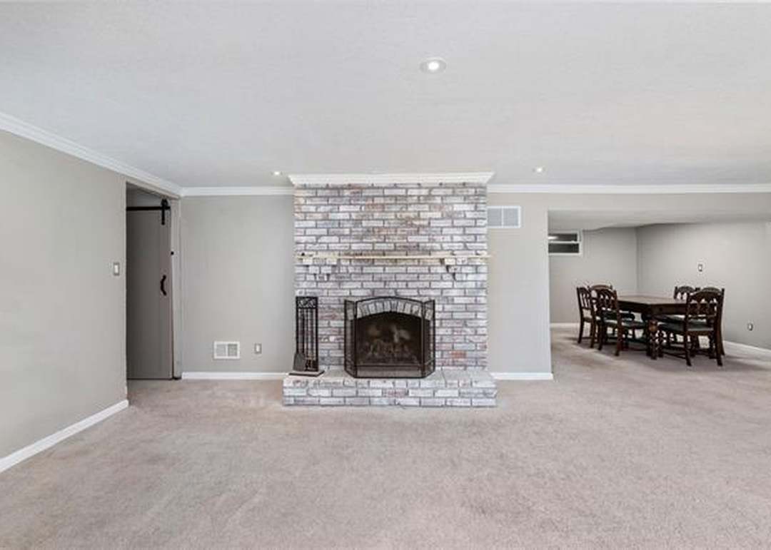 6522 Sterling Street — photo 48