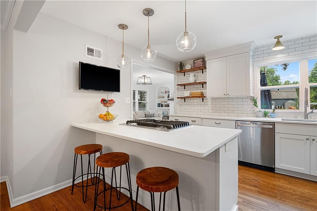 6524 W 100th Street — photo 9