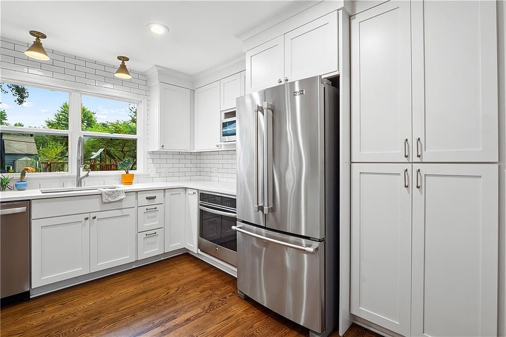 6524 W 100th Street — photo 13