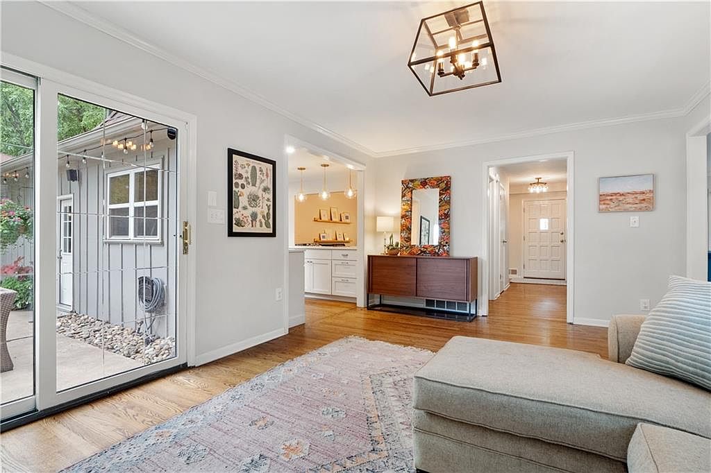 6524 W 100th Street — photo 18