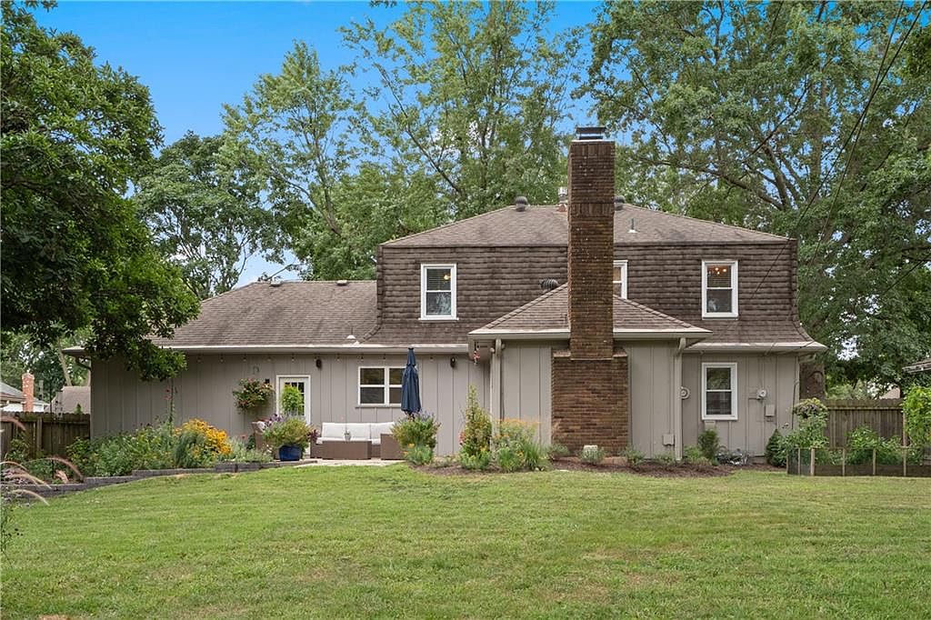 6524 W 100th Street — photo 43
