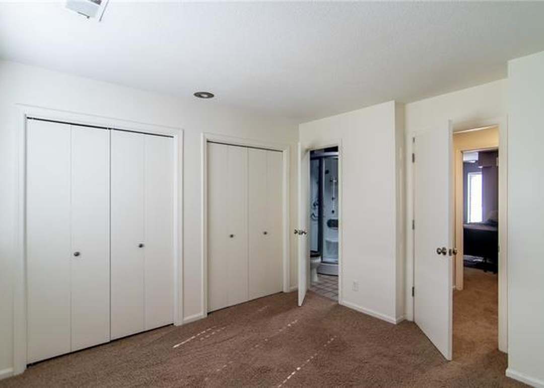 6556 W 49th Street — photo 21