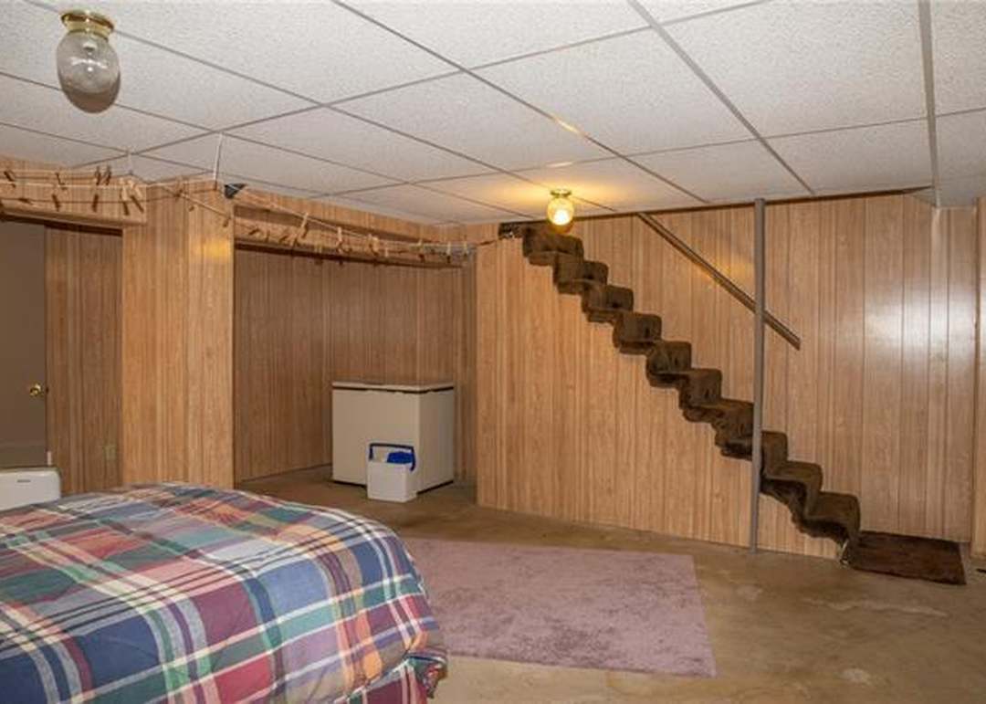 6633 Noland Road — photo 26