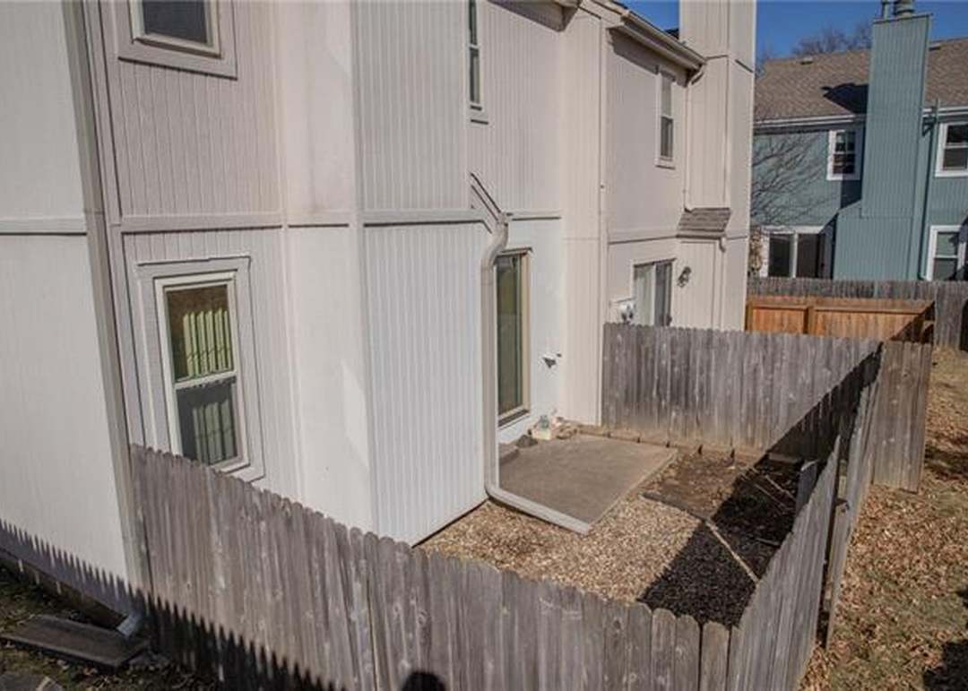 6633 Noland Road — photo 28