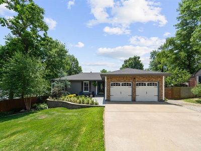 6655 W 82ND Street, Overland Park, KS