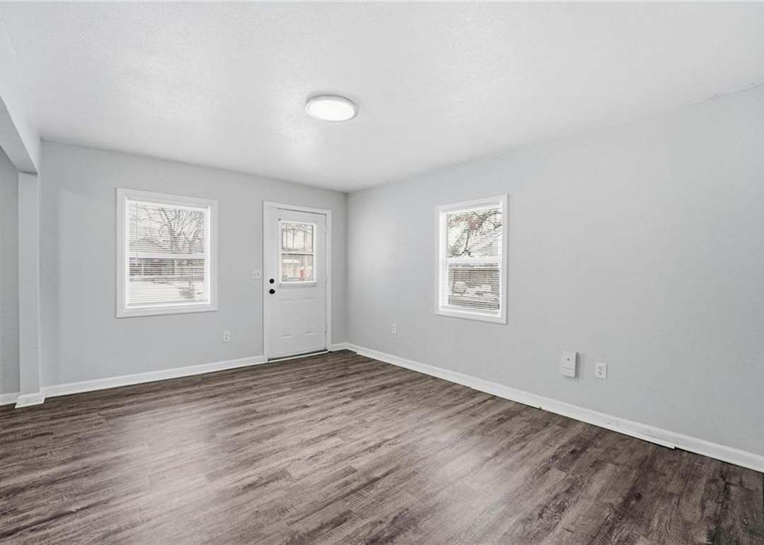 6656 Bales Avenue — photo 9
