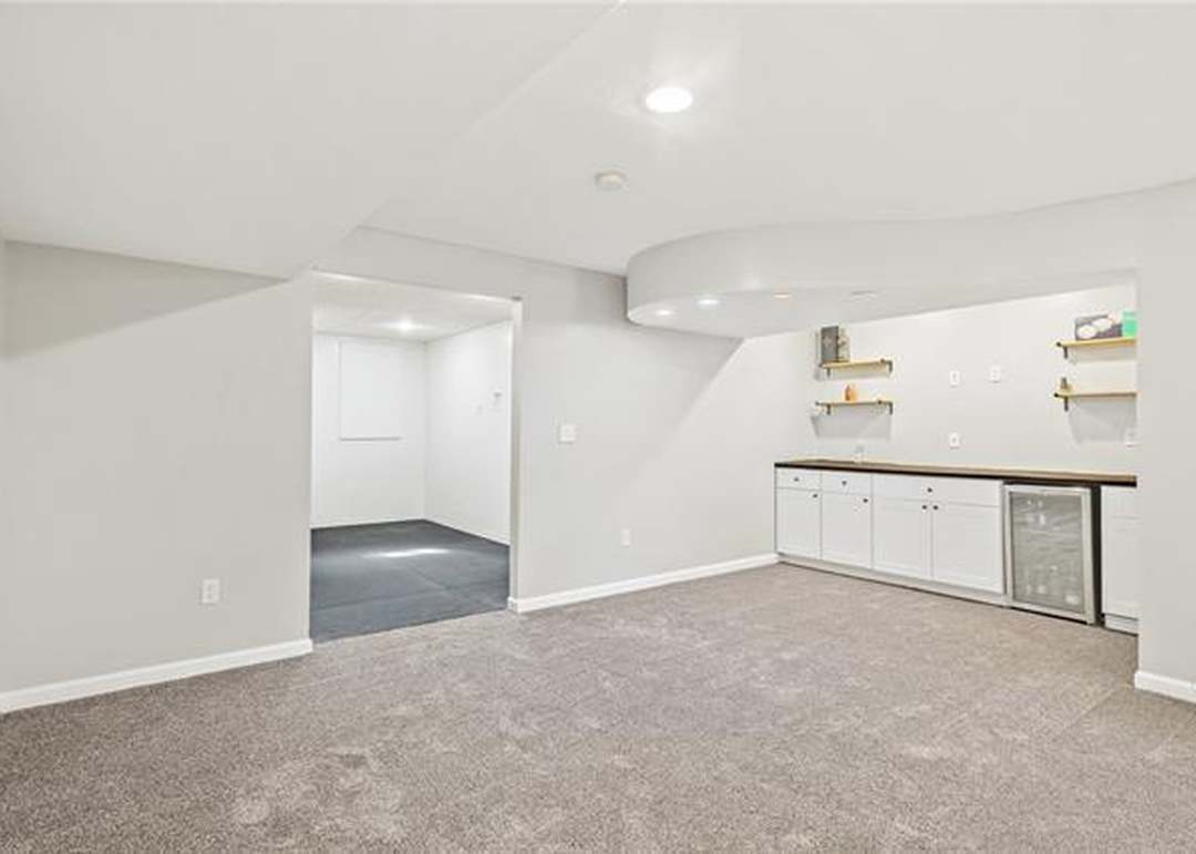 6700 W 148th Street — photo 32