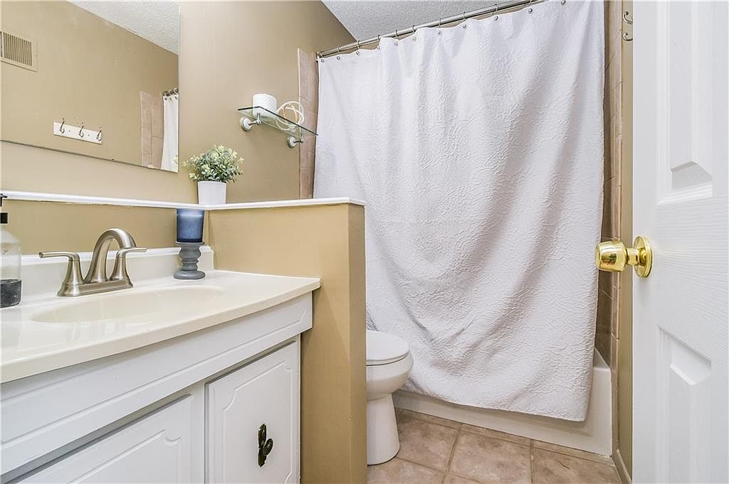 6710 Hadley Street — photo 17