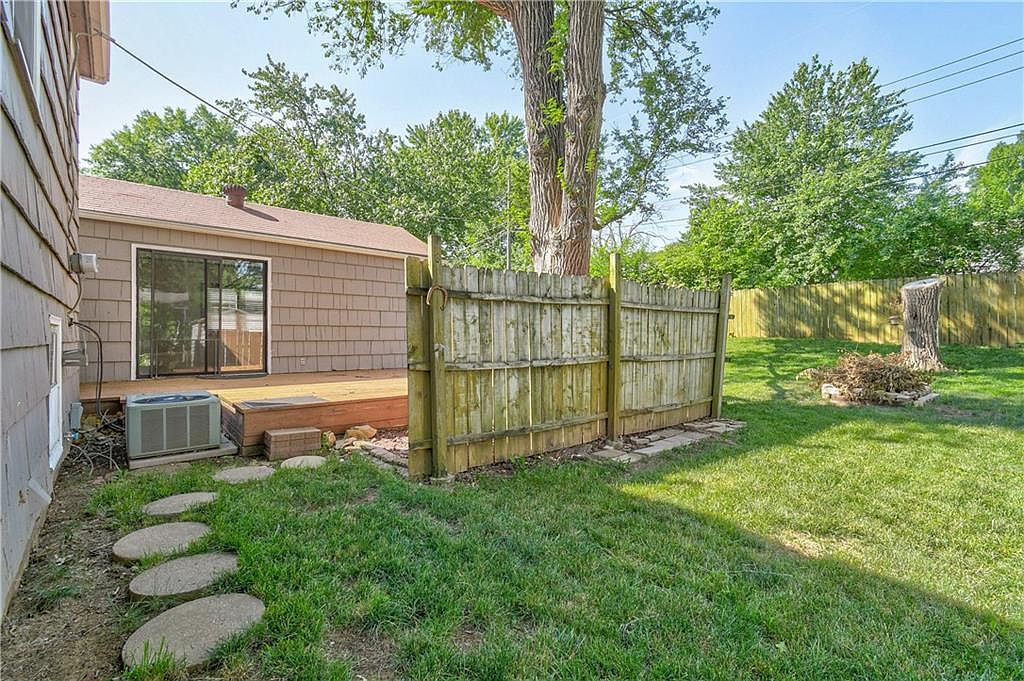 6710 Hadley Street — photo 19