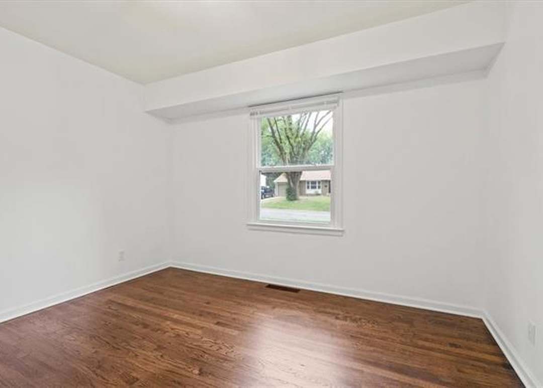 6712 E 98th Street — photo 16