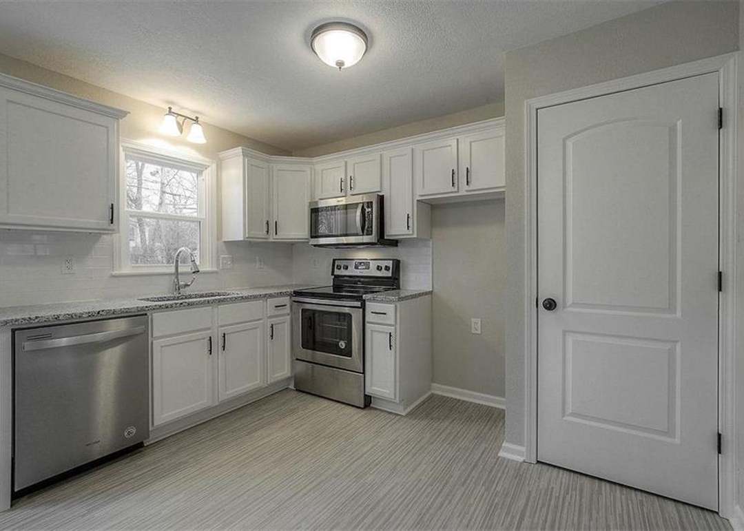6715 Indiana Avenue — photo 9