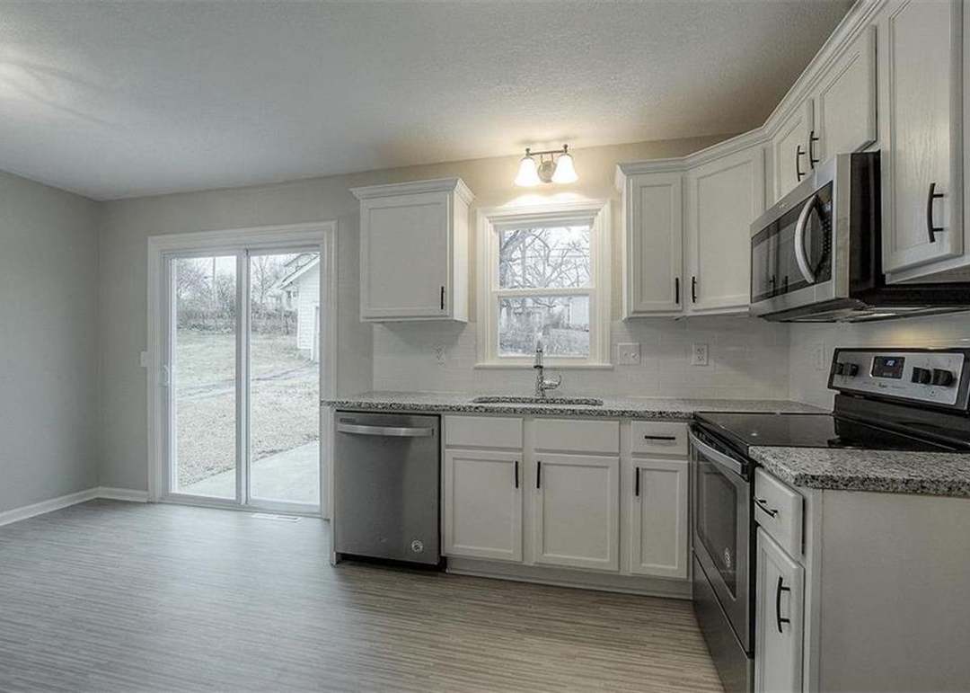 6715 Indiana Avenue — photo 10