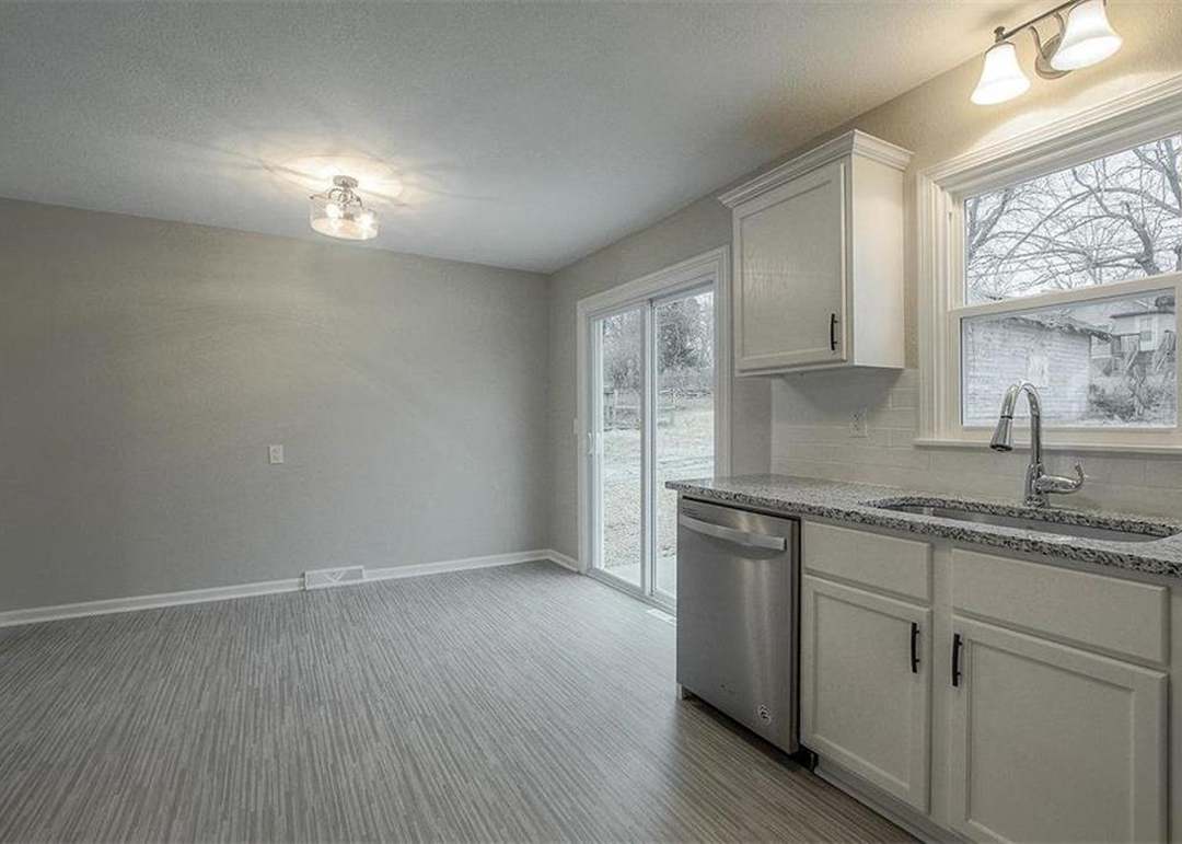 6715 Indiana Avenue — photo 11