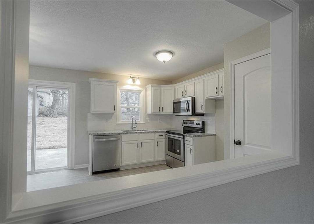 6715 Indiana Avenue — photo 12
