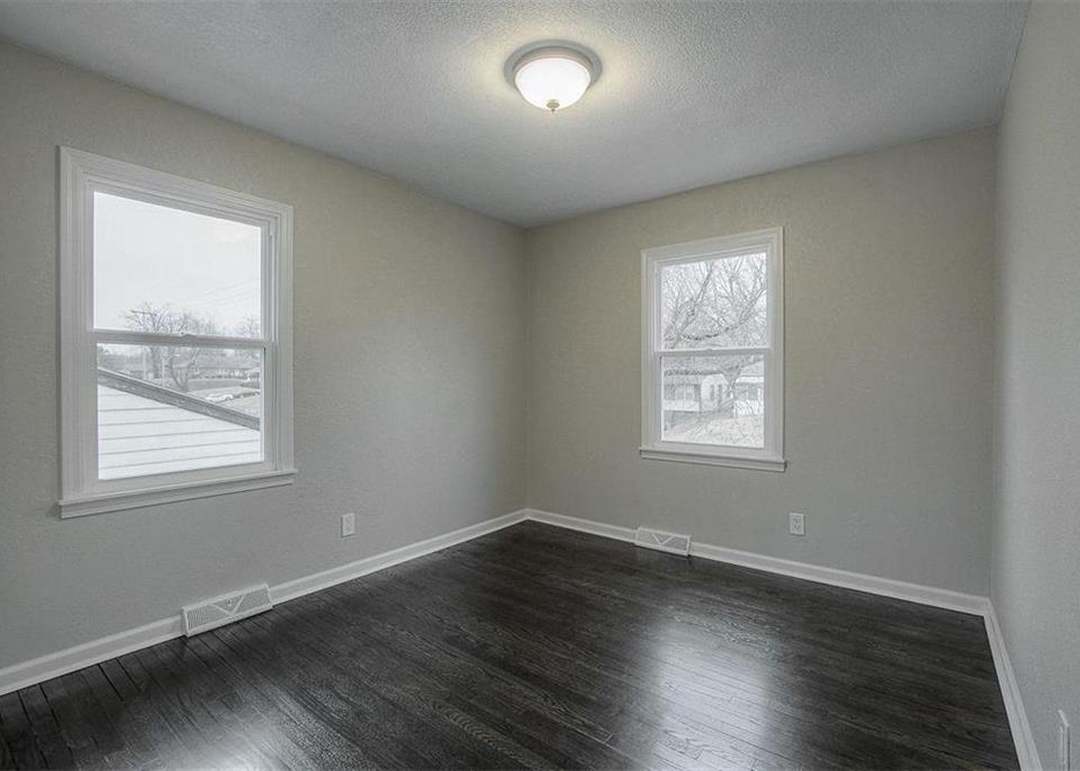 6715 Indiana Avenue — photo 20