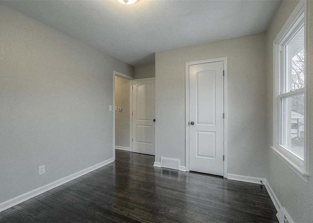 6715 Indiana Avenue — photo 21