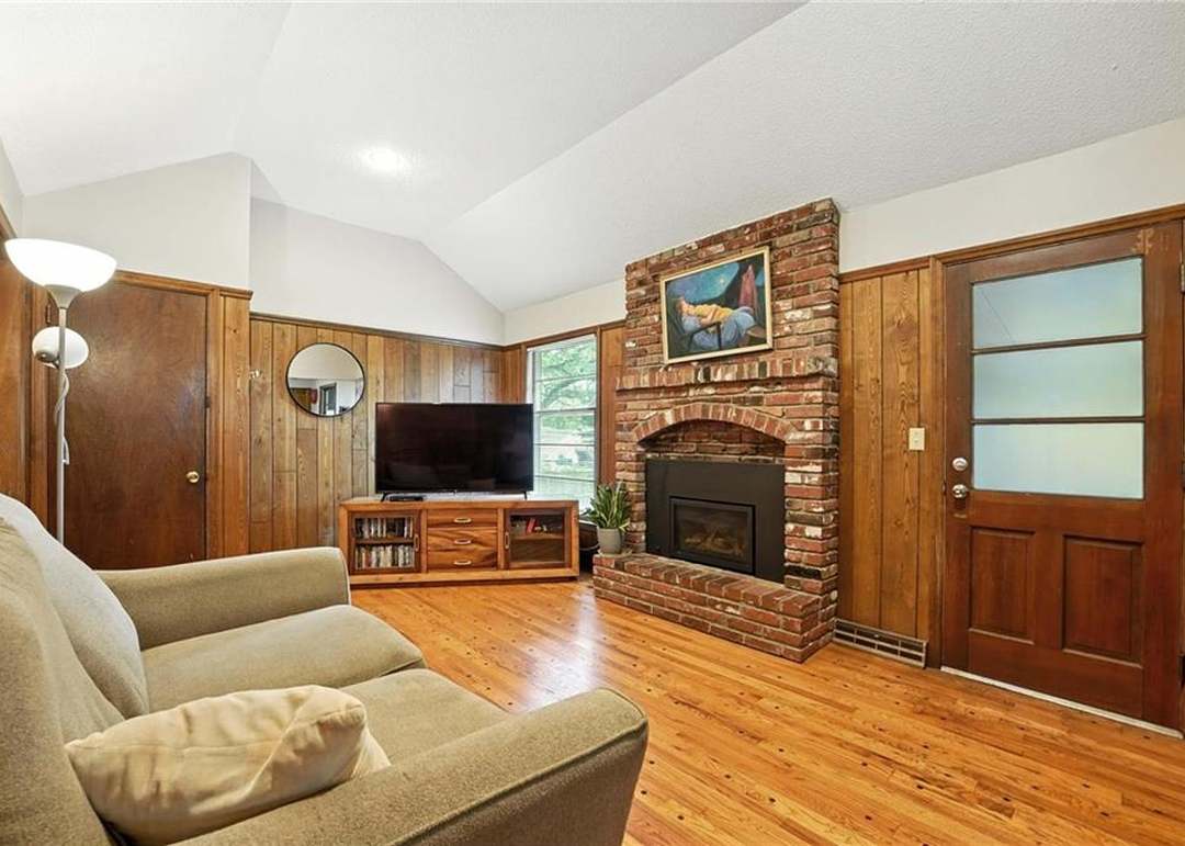 6728 Mackey Street — photo 16