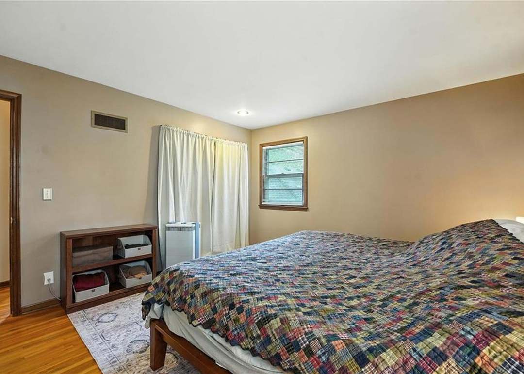 6728 Mackey Street — photo 28