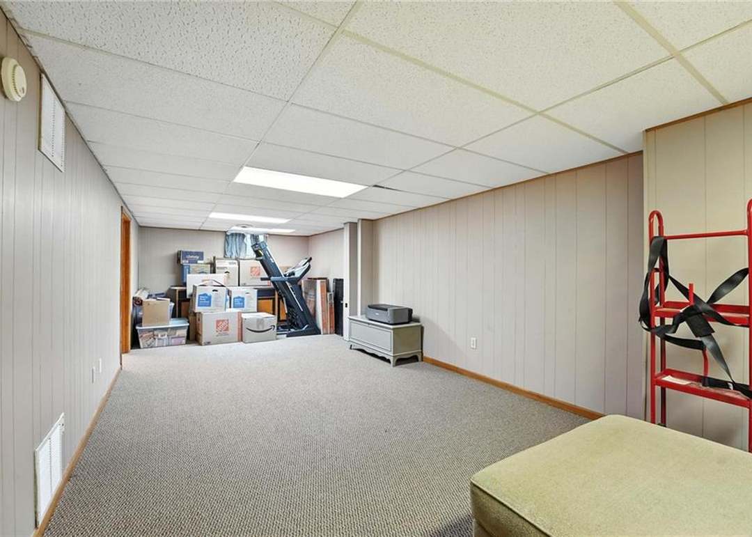 6728 Mackey Street — photo 31