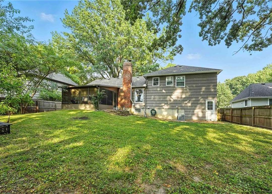6728 Mackey Street — photo 35