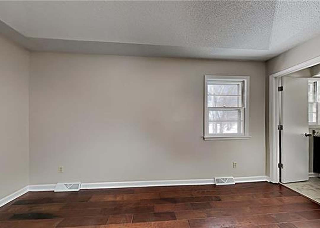 6832 Warwick Street — photo 15
