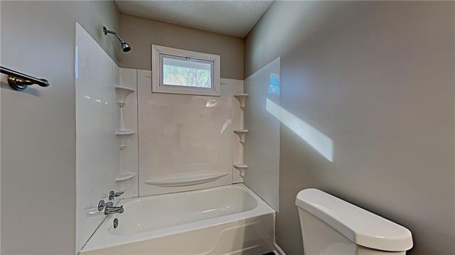 6832 Warwick Street — photo 21