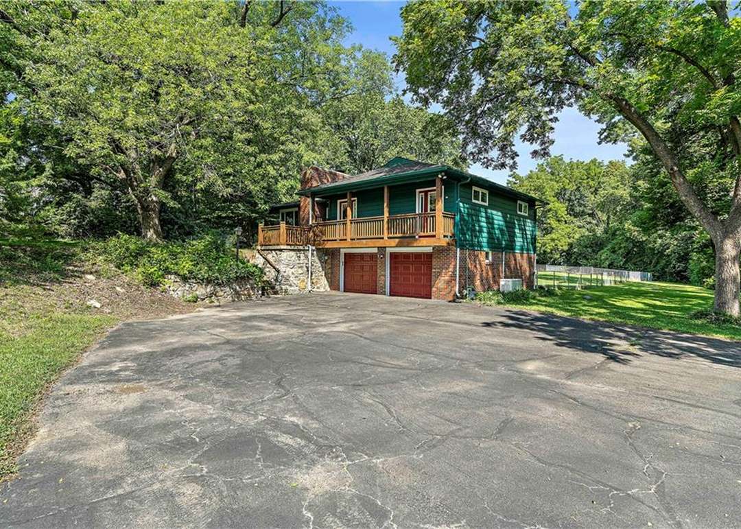 6900 Parallel Parkway — photo 28