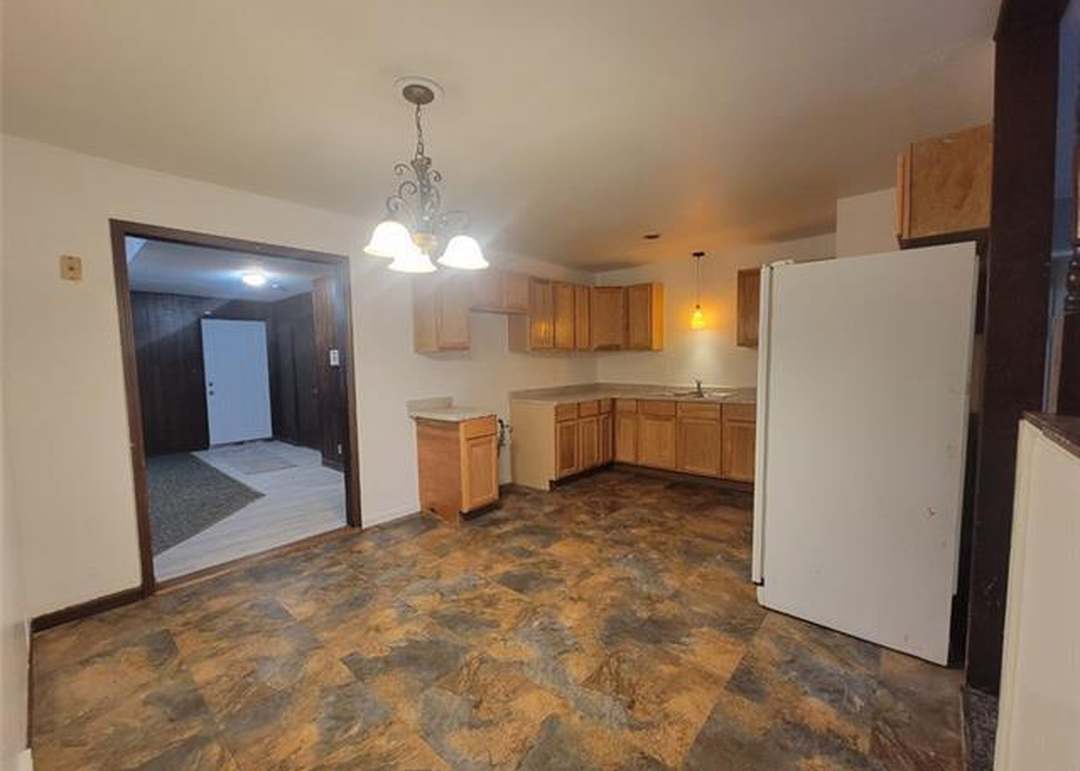 6902 E 114TH Terrace — photo 9