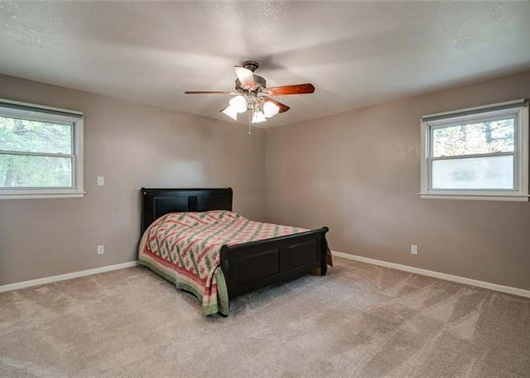 6904 E 150 Highway — photo 13