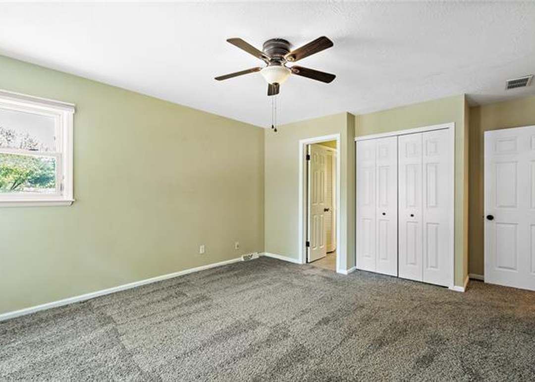 6913 E 127TH Terrace — photo 23