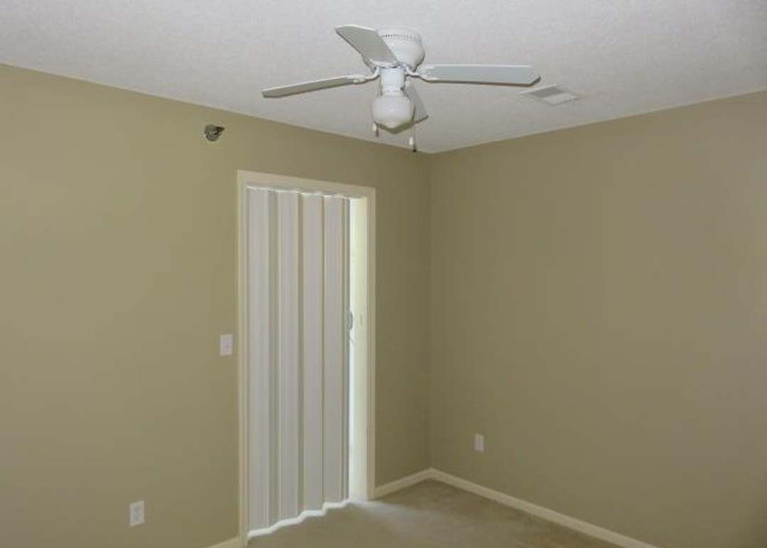 6970 N Olive Street — photo 5