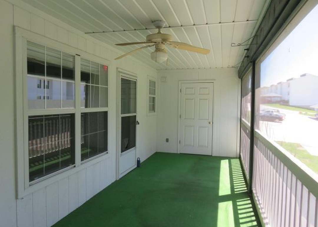 6970 N Olive Street — photo 6
