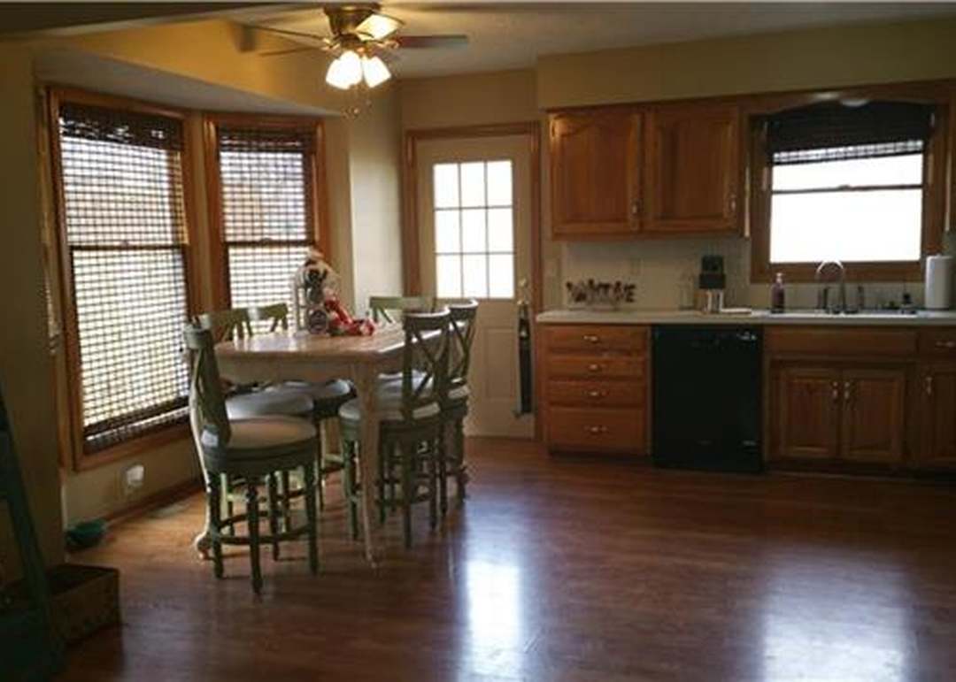700 York Drive — photo 10