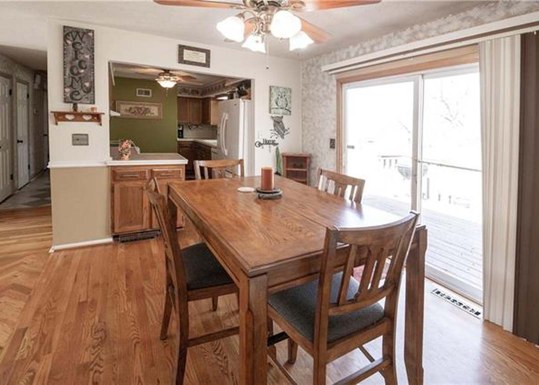 7008 Sloan Avenue — photo 16
