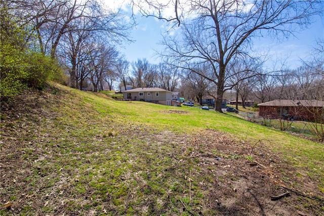 7008 Sloan Avenue — photo 34