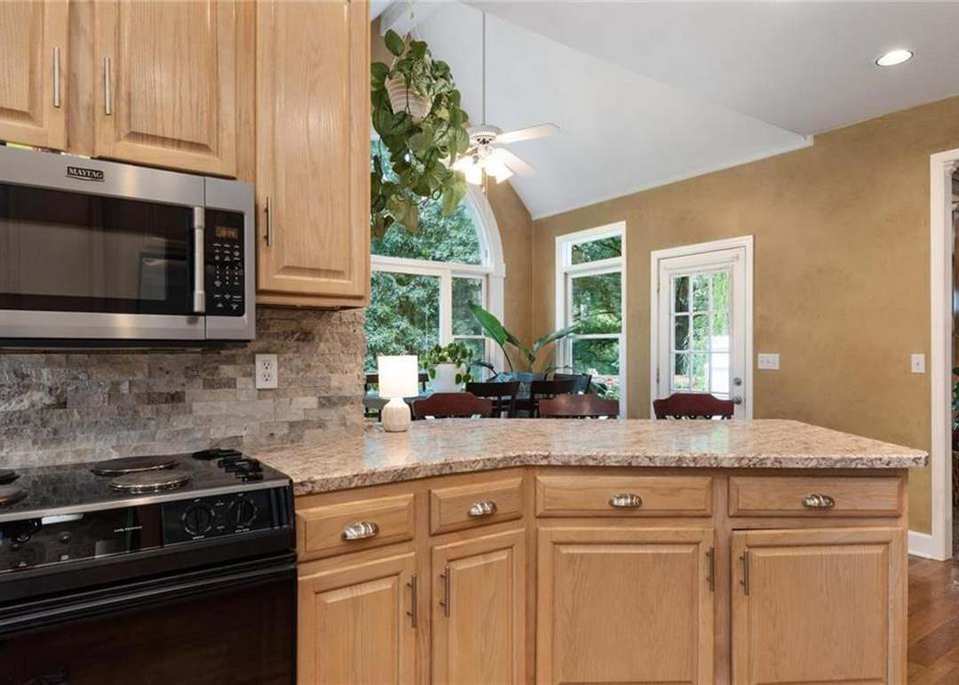 701 NE Jamestown Court — photo 13