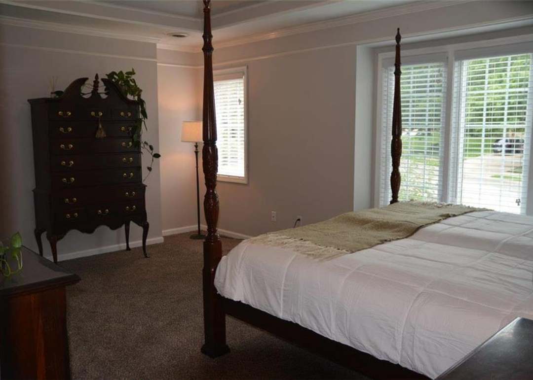 701 NE Jamestown Court — photo 23