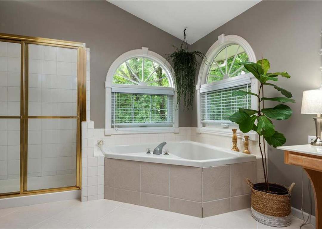 701 NE Jamestown Court — photo 24