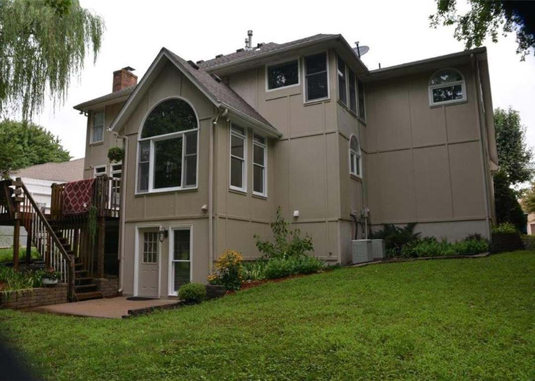 701 NE Jamestown Court — photo 38